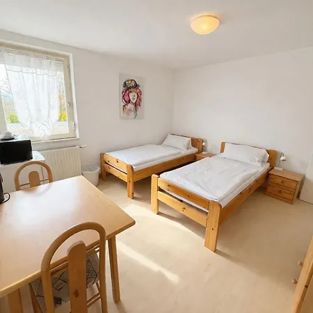 Rent2stay Mit Einzel- Oder Doppelzimmer, Privatem Bad, Smart-tv, Schnelles Wlan, Parkplatz, Autobahnanschluss שוויינפורט