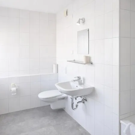 Rent2stay Mit Einzel- Oder Doppelzimmer, Privatem Bad, Smart-tv, Schnelles Wlan, Parkplatz, Autobahnanschluss Gæstehus 3*