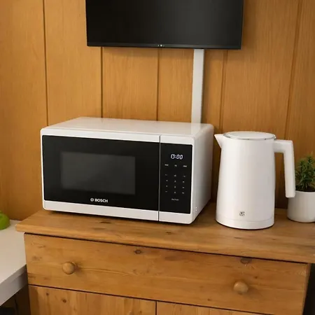 Gæstehus Rent2stay Mit Einzel- Oder Doppelzimmer, Privatem Bad, Smart-tv, Schnelles Wlan, Parkplatz, Autobahnanschluss Schweinfurt