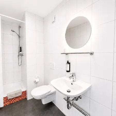 Rent2stay Mit Einzel- Oder Doppelzimmer, Privatem Bad, Smart-tv, Schnelles Wlan, Parkplatz, Autobahnanschluss Gæstehus Schweinfurt